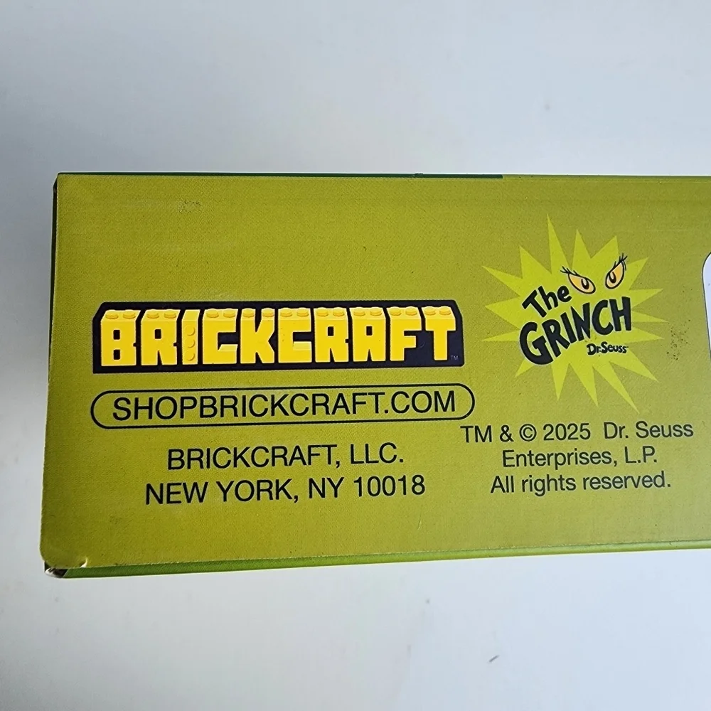 New Brickcraft The Grinch Max Gift Reveal Decoration Building Kit 132-Piece Set